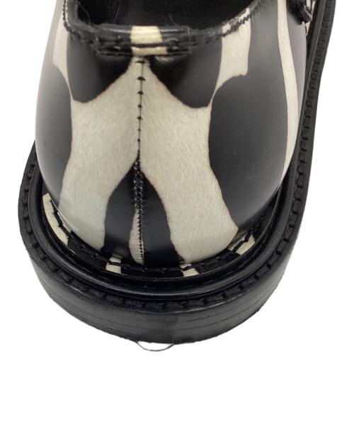 BURBERRY（バーバリー）BURBERRY (バーバリー) レザーシューズ ブラック×ホワイト サイズ:SIZE 38の古着・服飾アイテム