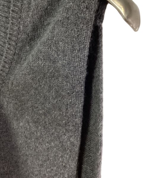 Maison Margiela（メゾンマルジェラ）Maison Margiela (メゾンマルジェラ) ニットベスト グレー サイズ:SIZE L号型の古着・服飾アイテム