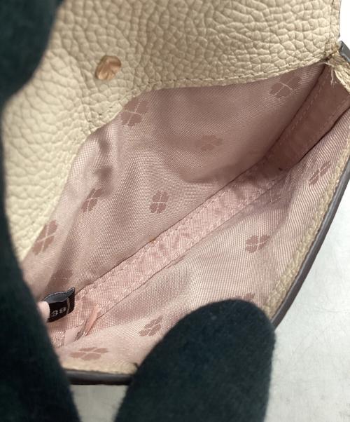 Kate Spade（ケイトスペード）Kate Spade (ケイトスペード) コインケース ベージュの古着・服飾アイテム