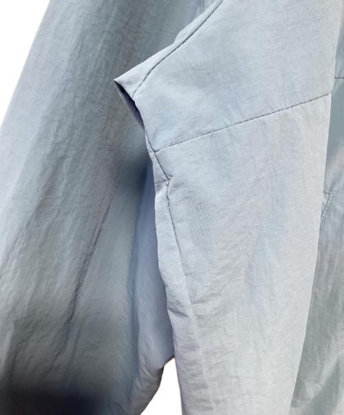 HIDE AND SEEK（ハイドアンドシーク）HIDE AND SEEK (ハイドアンドシーク) ナイロンアノラックパーカー ブルー サイズ:SIZE Lの古着・服飾アイテム