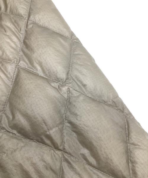 Columbia（コロンビア）Columbia (コロンビア) ダウンジャケット ベージュ サイズ:Mの古着・服飾アイテム