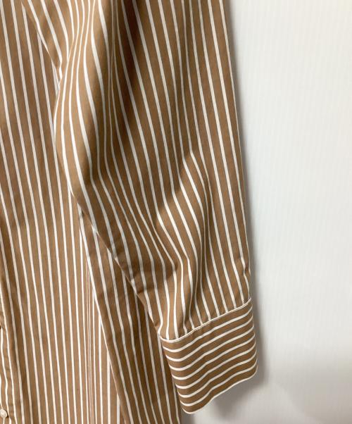 ourhome（アワホーム）ourhome (アワホーム) シャツワンピース ベージュ×ホワイト サイズ:FREEの古着・服飾アイテム