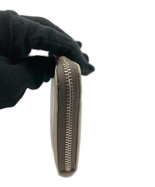 Paul Stuart（ポールスチュアート）Paul Stuart (ポールスチュアート) 財布 クリームの古着・服飾アイテム