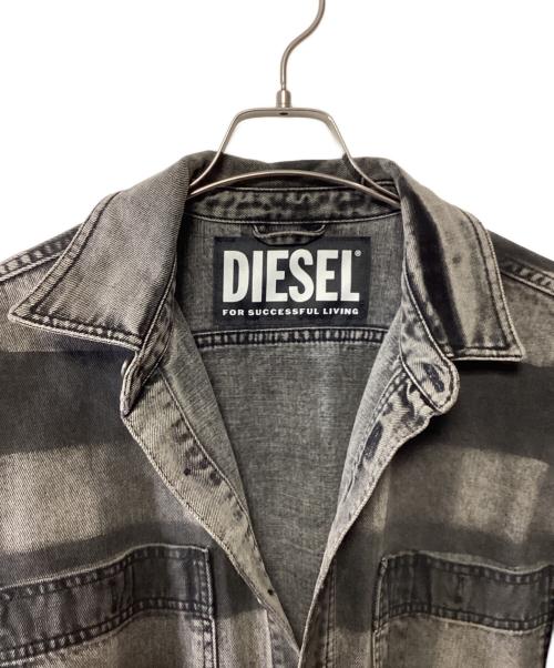 DIESEL（ディーゼル）DIESEL (ディーゼル) プリントデザインデニムジャケット ブラック サイズ:Sの古着・服飾アイテム