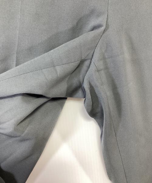 AURALEE（オーラリー）AURALEE (オーラリー) LIGHT WOOL MAX GABARDINE SLACKS グレー サイズ:4の古着・服飾アイテム