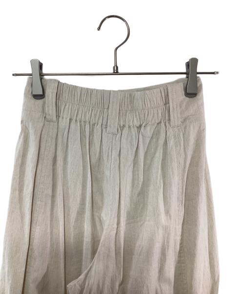 TOMORROW LAND（トゥモローランド）TOMORROW LAND (トゥモローランド) レーヨンリネンコットン フレアクロップドパンツ アイボリー サイズ:32の古着・服飾アイテム