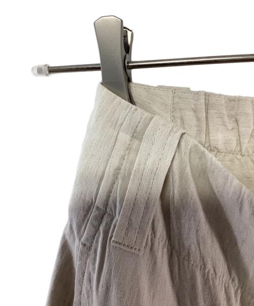 TOMORROW LAND（トゥモローランド）TOMORROW LAND (トゥモローランド) レーヨンリネンコットン フレアクロップドパンツ アイボリー サイズ:32の古着・服飾アイテム