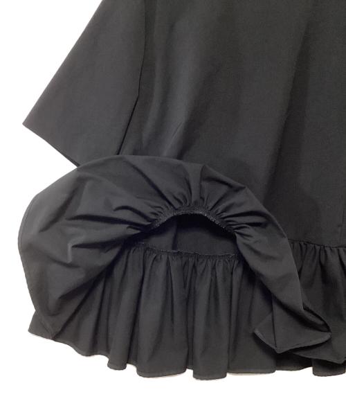 YORI（ヨリ）YORI (ヨリ) ヘムフリルブラウス ブラック サイズ:38の古着・服飾アイテム