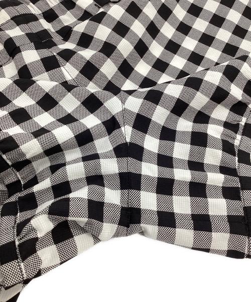 THE NORTH FACE（ザ ノース フェイス）THE NORTH FACE (ザ ノース フェイス) SWALLOWTAIL BALLOON SHORT ブラック×ホワイト サイズ:Mの古着・服飾アイテム