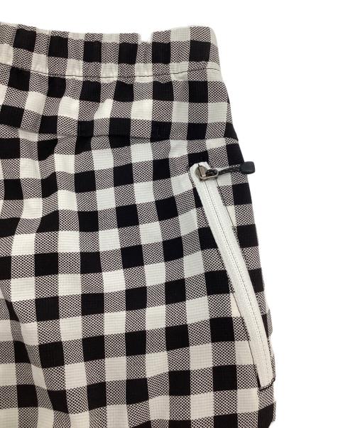 THE NORTH FACE（ザ ノース フェイス）THE NORTH FACE (ザ ノース フェイス) SWALLOWTAIL BALLOON SHORT ブラック×ホワイト サイズ:Mの古着・服飾アイテム