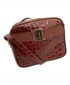 Salvatore Ferragamoサルヴァトーレ フェラガモ）の古着「ショルダーポーチ」｜レッド