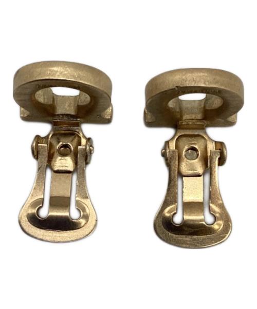 Ferragamo（フェラガモ）Ferragamo (フェラガモ) イヤリング ゴールドカラーの古着・服飾アイテム