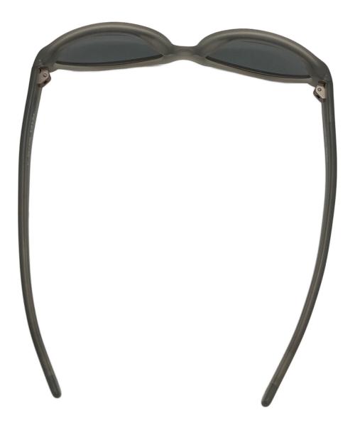 PRADA（プラダ）PRADA (プラダ) サングラス グレーの古着・服飾アイテム