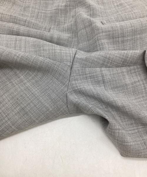 LOHEN（ローヘン）LOHEN (ローヘン) タックパンツ グレー サイズ:38の古着・服飾アイテム