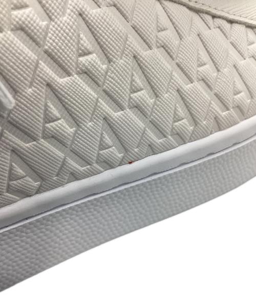 ARMANI EXCHANGE（アルマーニ エクスチェンジ）ARMANI EXCHANGE (アルマーニ エクスチェンジ) ローカットスニーカー ホワイト×ブラック サイズ:UK8 未使用品の古着・服飾アイテム