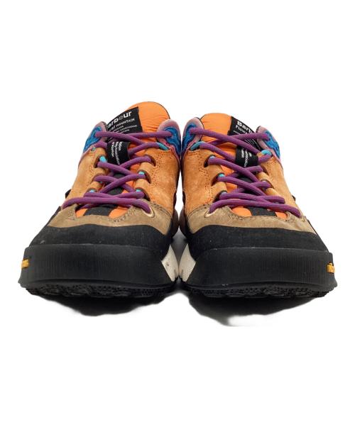Barbour（バブアー）Barbour (バブアー) Flower MOUNTAIN (フラワーマウンテン) スニーカー ピンク×オレンジ×ブラック サイズ:230の古着・服飾アイテム