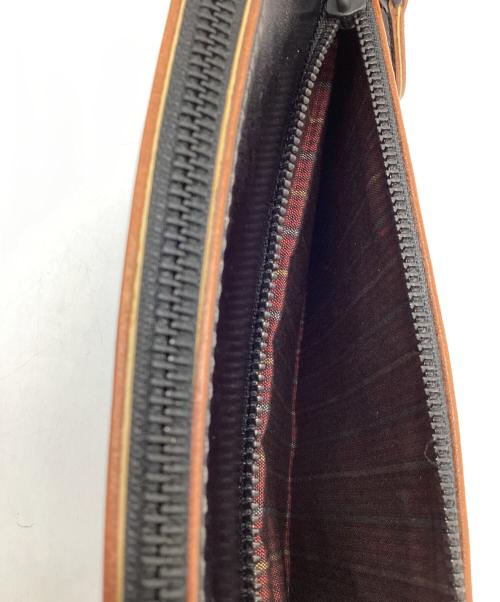 FIVEWOODS（ファイブウッズ）FIVEWOODS (ファイブウッズ) クラッチバッグ ブラウンの古着・服飾アイテム