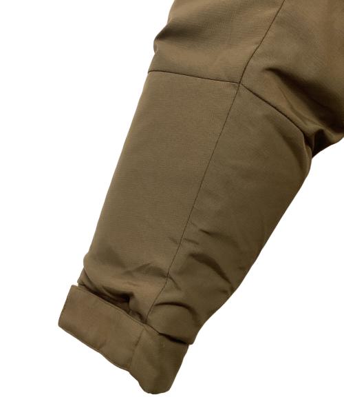 nano・universe（ナノ・ユニバース）nano・universe (ナノ・ユニバース) ダウンジャケット カーキ×ブラック サイズ:Mの古着・服飾アイテム