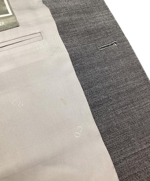Christian Dior（クリスチャン ディオール）Christian Dior (クリスチャン ディオール) 2Bスーツ グレー サイズ:88-76-165の古着・服飾アイテム