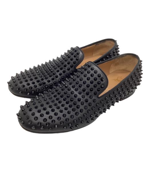 Christian Louboutin（クリスチャン・ルブタン）Christian Louboutin (クリスチャン・ルブタン) ROLLERBOY SPIKES FLAT CALF ブラック×レッド サイズ:SIZE 44の古着・服飾アイテム