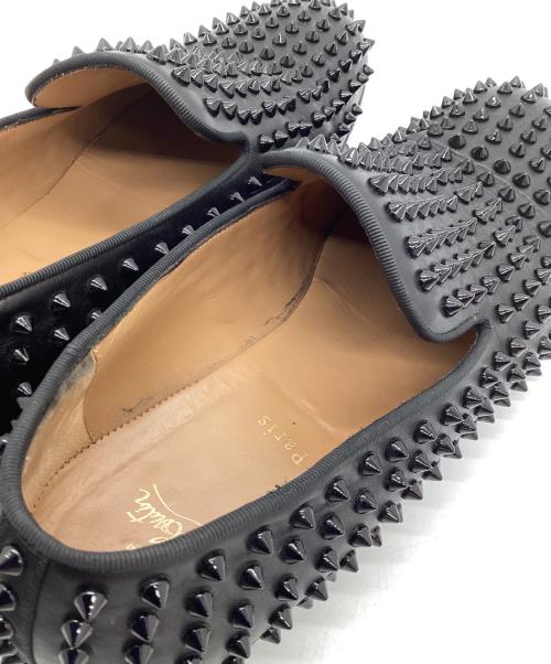 Christian Louboutin（クリスチャン・ルブタン）Christian Louboutin (クリスチャン・ルブタン) ROLLERBOY SPIKES FLAT CALF ブラック×レッド サイズ:SIZE 44の古着・服飾アイテム