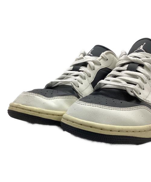 NIKE（ナイキ）NIKE (ナイキ) ローカットスニーカー ホワイト×ブラック サイズ:28の古着・服飾アイテム