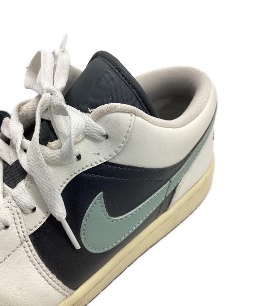 NIKE（ナイキ）NIKE (ナイキ) ローカットスニーカー ホワイト×ブラック サイズ:28の古着・服飾アイテム