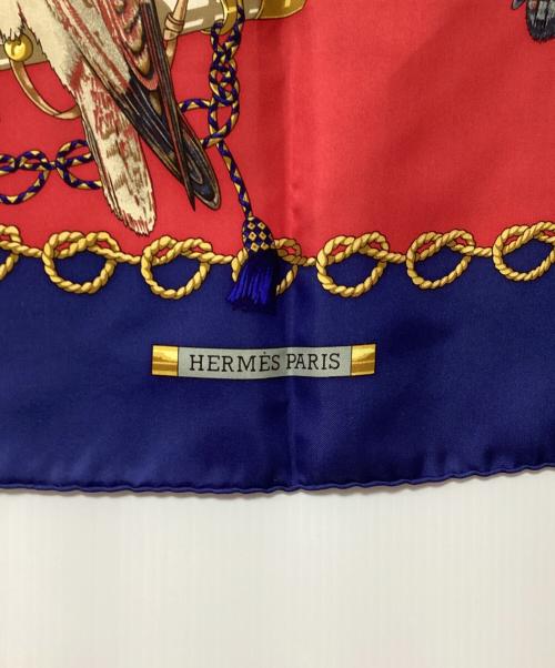 HERMES（エルメス）HERMES (エルメス) カレ90	LES OISEAUX DU ROY(王の鳥たち) ブルー×レッドの古着・服飾アイテム
