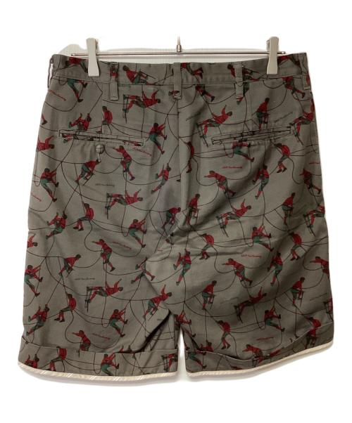 WHITE MOUNTAINEERING（ホワイトマウンテ二アニング）WHITE MOUNTAINEERING (ホワイトマウンテ二アニング) ハーフパンツ グレー サイズ:Lの古着・服飾アイテム