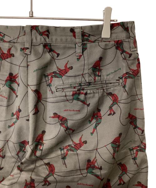 WHITE MOUNTAINEERING（ホワイトマウンテ二アニング）WHITE MOUNTAINEERING (ホワイトマウンテ二アニング) ハーフパンツ グレー サイズ:Lの古着・服飾アイテム