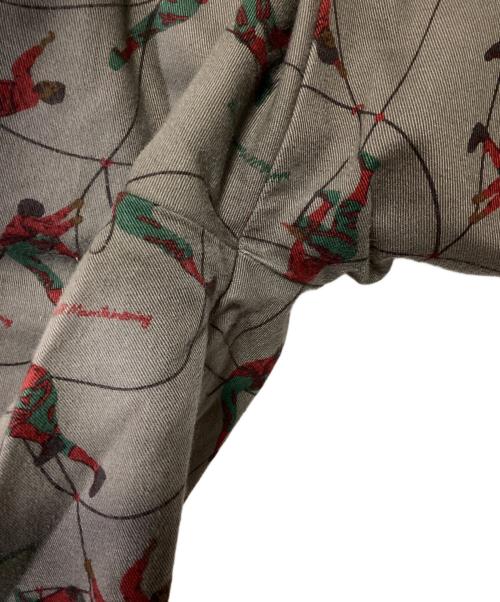 WHITE MOUNTAINEERING（ホワイトマウンテ二アニング）WHITE MOUNTAINEERING (ホワイトマウンテ二アニング) ハーフパンツ グレー サイズ:Lの古着・服飾アイテム