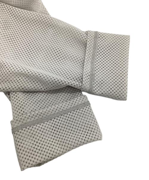 Needles（ニードルズ）Needles (ニードルズ) V-Neck Tee - Raschel Lace グレー サイズ:Lの古着・服飾アイテム