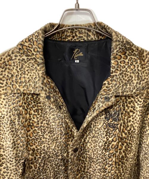 Needles（ニードルズ）Needles (ニードルズ) SSZ (エスエスズィー) フェイクファーコーチジャケット ブラウン×ベージュ サイズ:Lの古着・服飾アイテム