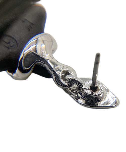 Wedgwood（ウェッジウッド）Wedgwood (ウェッジウッド) ピアス　ブラックスター ブラック×シルバーカラーの古着・服飾アイテム