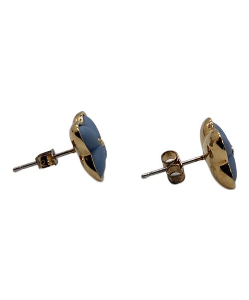 Wedgwood（ウェッジウッド）Wedgwood (ウェッジウッド) フラワーモチーフピアス　ジャスパー ブルー×ゴールドカラーの古着・服飾アイテム