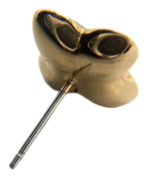 Wedgwood（ウェッジウッド）Wedgwood (ウェッジウッド) フラワーモチーフピアス　ジャスパー ブルー×ゴールドカラーの古着・服飾アイテム