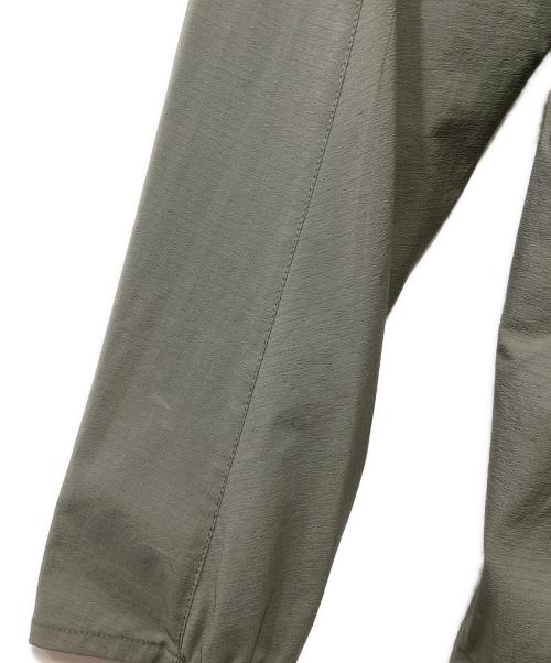 ARC'TERYX（アークテリクス）ARC'TERYX (アークテリクス) ナイロンジャケット　QUAMISH HOODY グレー サイズ:Sの古着・服飾アイテム