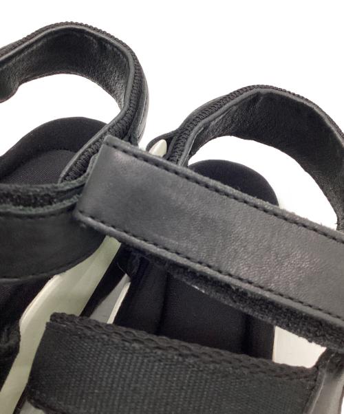 TEVA（テバ）TEVA (テバ) スポーツサンダル ブラック×ホワイト サイズ:24.0の古着・服飾アイテム