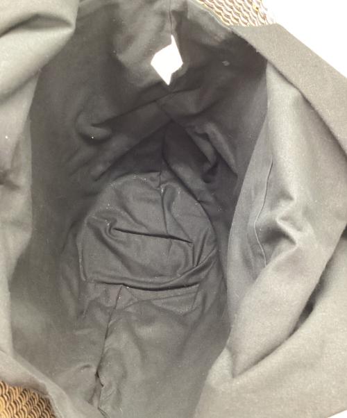 muun（ムーニュ）muun (ムーニュ) カゴバッグ ベージュ×ブラックの古着・服飾アイテム