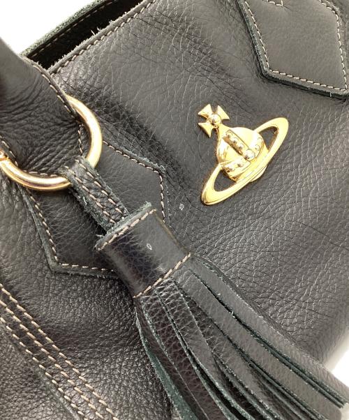 Vivienne Westwood（ヴィヴィアンウエストウッド）Vivienne Westwood (ヴィヴィアンウエストウッド) タッセルハンドバッグ ブラックの古着・服飾アイテム