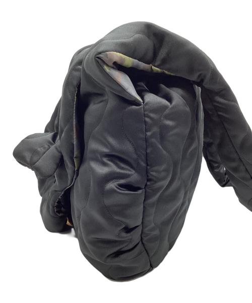 Vivienne Westwood（ヴィヴィアンウエストウッド）Vivienne Westwood (ヴィヴィアンウエストウッド) フラップショルダーバッグ ブラックの古着・服飾アイテム