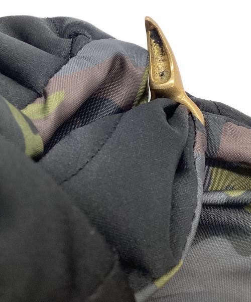 Vivienne Westwood（ヴィヴィアンウエストウッド）Vivienne Westwood (ヴィヴィアンウエストウッド) フラップショルダーバッグ ブラックの古着・服飾アイテム