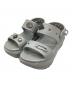 crocs（クロックス）の古着「厚底サンダル　Mege Crush」｜グレー