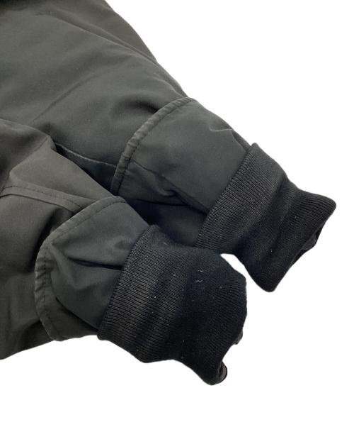 CANADA GOOSE（カナダグース）CANADA GOOSE (カナダグース) ダウンジャケット　CHATEAU PARKA ブラック サイズ:Mの古着・服飾アイテム