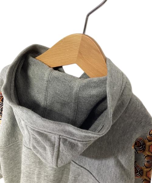 BURBERRY（バーバリー）BURBERRY (バーバリー) ジップパーカー　トーマスベア グレー サイズ:80cmの古着・服飾アイテム