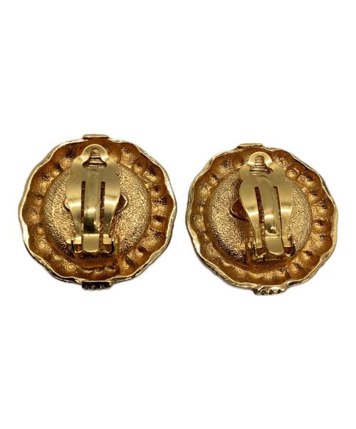 CHANEL（シャネル）CHANEL (シャネル) ココマークイヤリング ホワイト×ゴールドの古着・服飾アイテム