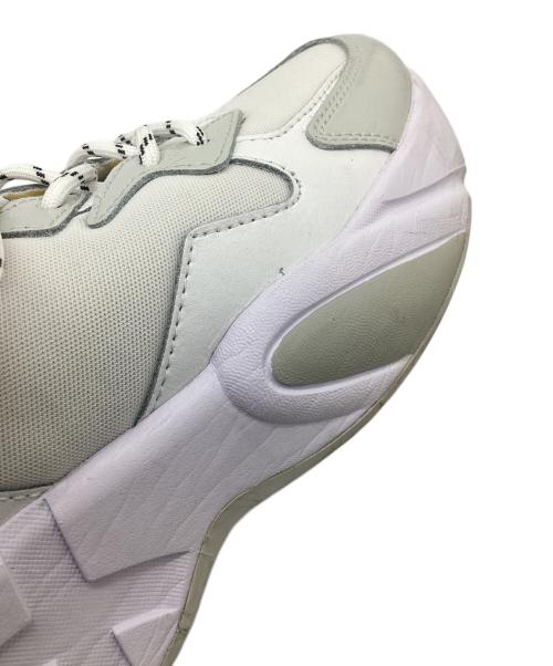 Onitsuka Tiger（オニツカタイガー）Onitsuka Tiger (オニツカタイガー) 厚底スニーカー　PLEAKER ホワイト サイズ:245(2.5)の古着・服飾アイテム