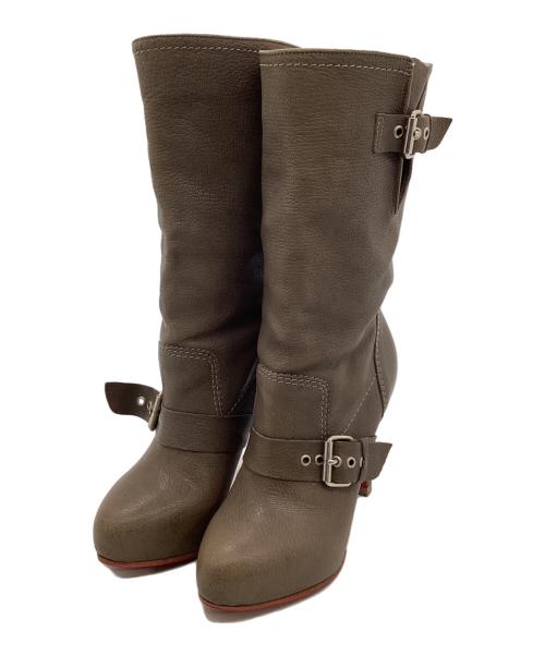 Christian Louboutin（クリスチャン・ルブタン）Christian Louboutin (クリスチャン・ルブタン) ヒールブーツ ベージュ サイズ:37の古着・服飾アイテム