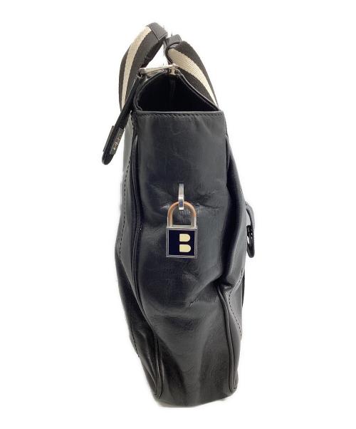 BALLY（バリー）BALLY (バリー) ブリーフケース　	TAPRUS AYGA ブラック×ホワイトの古着・服飾アイテム