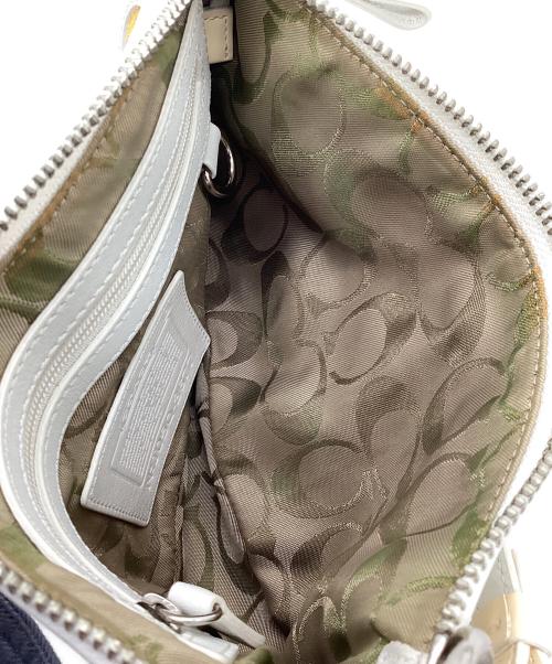 COACH（コーチ）COACH (コーチ) ミニハンドバッグ オフホワイトの古着・服飾アイテム